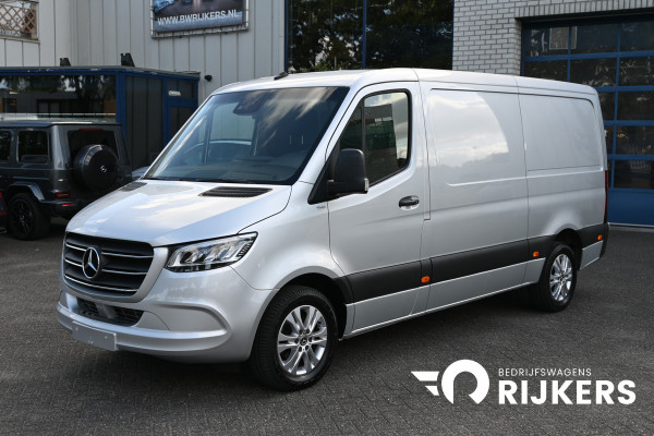 Mercedes-Benz Sprinter 319 CDI L2H1 3500 KG trekhaak, LED, Distronic