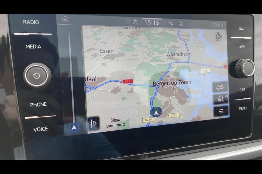 Volkswagen T-Roc Cabrio 1.5 TSI 150pk DSG Style Cabriolet | Stoelverwarming | Camera | Acc | Keyless