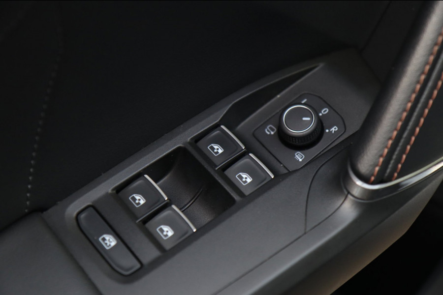 CUPRA Formentor 1.4 e-Hybrid VZ / PANO / ACC / CAMERA / KEYLESS / STUUR+STOELVERW