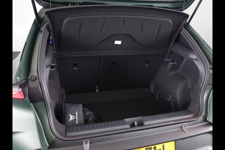 CUPRA Raval VZ Rebel 56 kWh 225pk | Elek. stoel | Travel Assist
