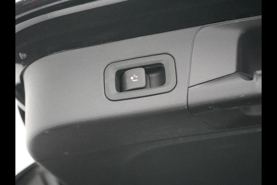 Mercedes-Benz B-Klasse 250 e Premium PHEV 218pk Dealer O.H. | Trekhaak Af Fabriek | Adaptive Cruise | Head Up | Burmester Audio | Camera | Lederen Sportstoelen Memory & Verwarmd | BLIS | Apple Carplay | Widescreen Navi | DAB | Plug In Hybrid |