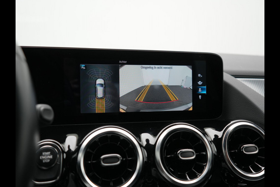 Mercedes-Benz B-Klasse 250 e Premium PHEV 218pk Dealer O.H. | Trekhaak Af Fabriek | Adaptive Cruise | Head Up | Burmester Audio | Camera | Lederen Sportstoelen Memory & Verwarmd | BLIS | Apple Carplay | Widescreen Navi | DAB | Plug In Hybrid |