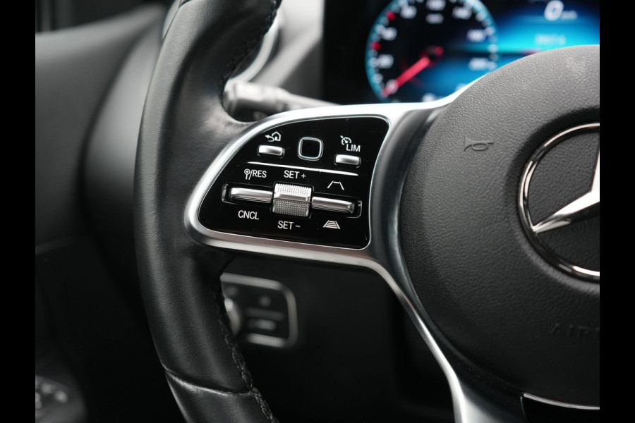 Mercedes-Benz B-Klasse 250 e Premium PHEV 218pk Dealer O.H. | Trekhaak Af Fabriek | Adaptive Cruise | Head Up | Burmester Audio | Camera | Lederen Sportstoelen Memory & Verwarmd | BLIS | Apple Carplay | Widescreen Navi | DAB | Plug In Hybrid |