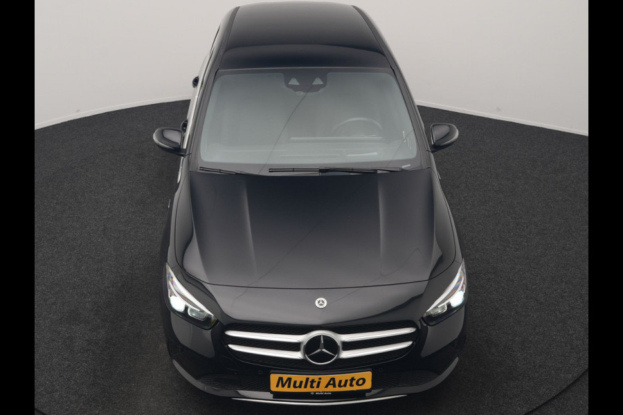 Mercedes-Benz B-Klasse 250 e Premium PHEV 218pk Dealer O.H. | Trekhaak Af Fabriek | Adaptive Cruise | Head Up | Burmester Audio | Camera | Lederen Sportstoelen Memory & Verwarmd | BLIS | Apple Carplay | Widescreen Navi | DAB | Plug In Hybrid |