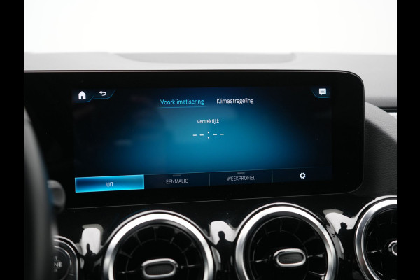 Mercedes-Benz B-Klasse 250 e Premium PHEV 218pk Dealer O.H. | Trekhaak Af Fabriek | Adaptive Cruise | Head Up | Burmester Audio | Camera | Lederen Sportstoelen Memory & Verwarmd | BLIS | Apple Carplay | Widescreen Navi | DAB | Plug In Hybrid |