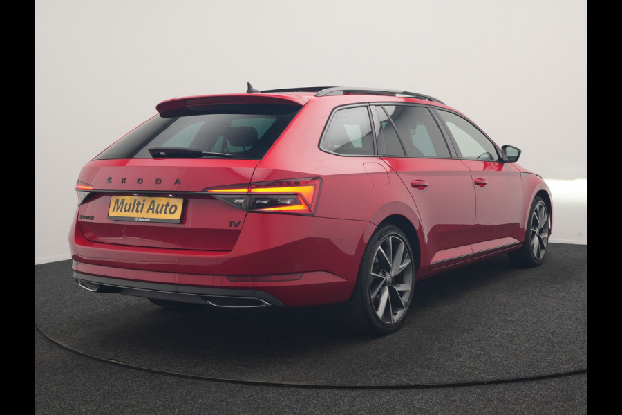 Škoda Superb Combi 1.4 TSI iV Sportline Business PHEV 218pk Dealer O.H. | Trekhaak Af Fabriek | Panodak | Adaptive Cruise | SOH 89,8% | Camera | Canton Audio | Alcantara Sportstoelen Memory & Verwarmd | Stuur Verwarmd | Sfeerverlichting | Keyless | BLIS | Crystal Plug In Hybrid |