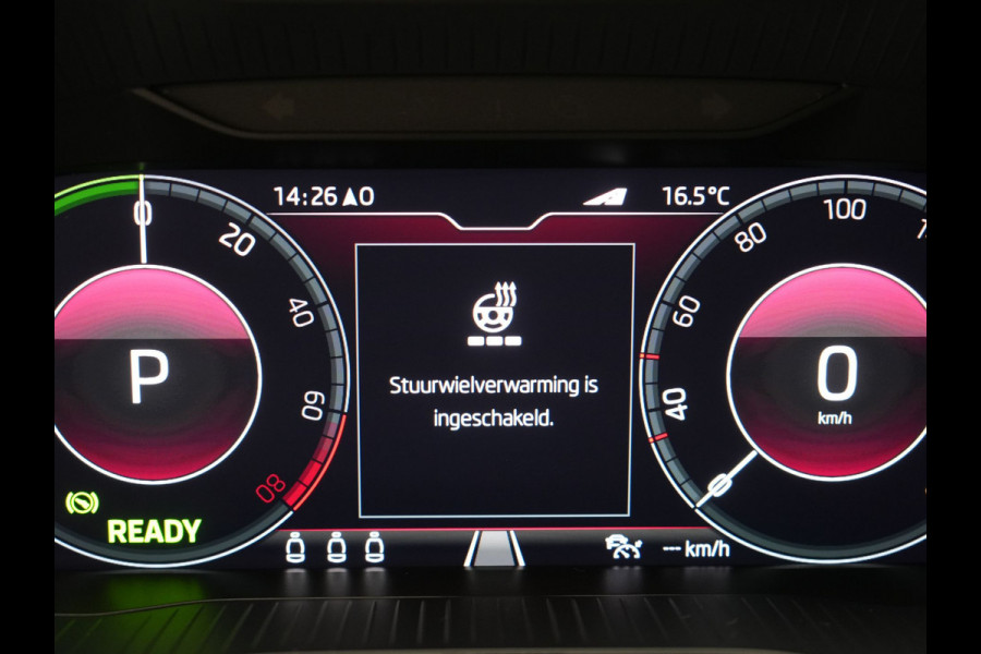 Škoda Superb Combi 1.4 TSI iV Sportline Business PHEV 218pk Dealer O.H. | Trekhaak Af Fabriek | Panodak | Adaptive Cruise | SOH 89,8% | Camera | Canton Audio | Alcantara Sportstoelen Memory & Verwarmd | Stuur Verwarmd | Sfeerverlichting | Keyless | BLIS | Crystal Plug In Hybrid |