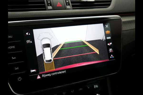 Škoda Superb Combi 1.4 TSI iV Sportline Business PHEV 218pk Dealer O.H. | Trekhaak Af Fabriek | Panodak | Adaptive Cruise | SOH 89,8% | Camera | Canton Audio | Alcantara Sportstoelen Memory & Verwarmd | Stuur Verwarmd | Sfeerverlichting | Keyless | BLIS | Crystal Plug In Hybrid |