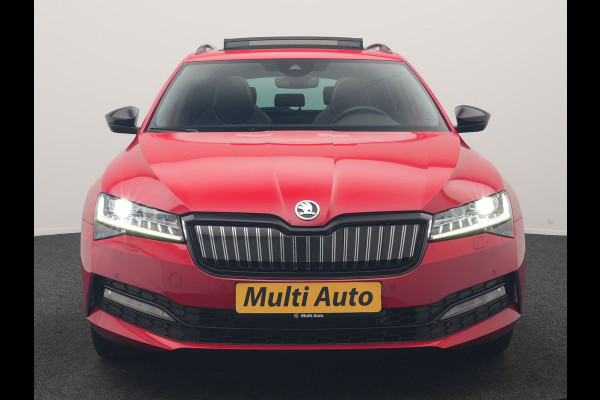 Škoda Superb Combi 1.4 TSI iV Sportline Business PHEV 218pk Dealer O.H. | Trekhaak Af Fabriek | Panodak | Adaptive Cruise | SOH 89,8% | Camera | Canton Audio | Alcantara Sportstoelen Memory & Verwarmd | Stuur Verwarmd | Sfeerverlichting | Keyless | BLIS | Crystal Plug In Hybrid |