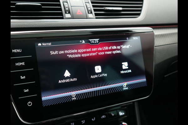 Škoda Superb Combi 1.4 TSI iV Sportline Business PHEV 218pk Dealer O.H. | Trekhaak Af Fabriek | Panodak | Adaptive Cruise | SOH 89,8% | Camera | Canton Audio | Alcantara Sportstoelen Memory & Verwarmd | Stuur Verwarmd | Sfeerverlichting | Keyless | BLIS | Crystal Plug In Hybrid |