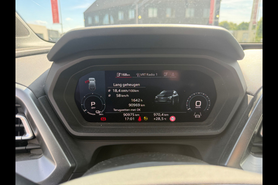 Audi Q4 e-tron 40 Advanced edition 77 kWh | Stoelverwarming | Adaptive Cruise Control | Camera | Parkeersensoren | Keyless | Navigatie | Apple Carplay | Climate Control | Leer | Warmtepomp | SOH 97,08%