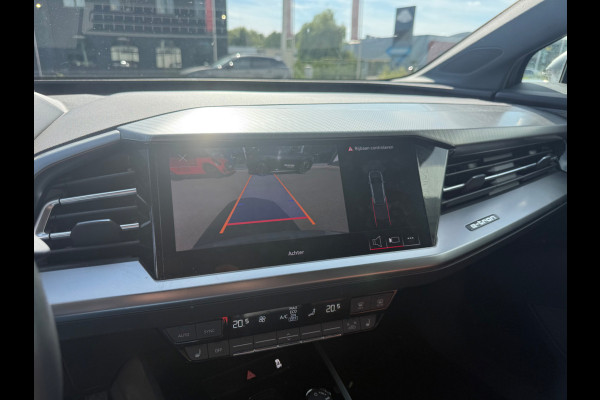 Audi Q4 e-tron 40 Advanced edition 77 kWh | Stoelverwarming | Adaptive Cruise Control | Camera | Parkeersensoren | Keyless | Navigatie | Apple Carplay | Climate Control | Leer | Warmtepomp | SOH 97,08%