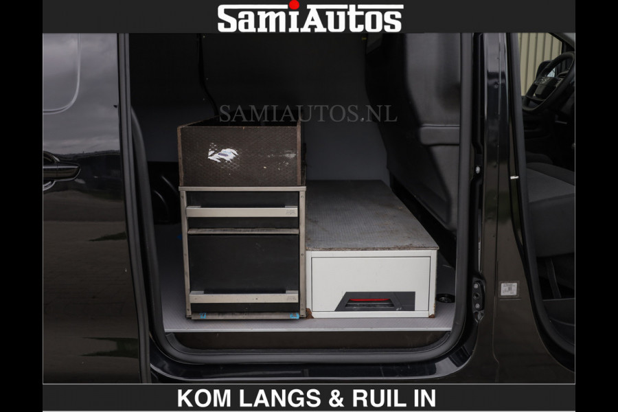 Opel Vivaro BLACK OPS | GEHEEL COMPLEET | €27950,- excl | HOUTEN VLOER EN WANDEN | 3 PERSOONS | 2 DELIG ACHTER DEUREN | LADE SCHUIF BAK | 2. FULL LED | SCHUIF DEUR | GEHEEL ZWART | MOOIE STOERE BUS |