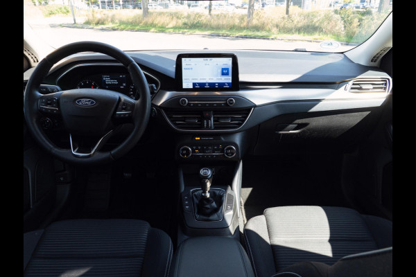 Ford FOCUS Wagon 1.0 EcoBoost Titanium Business|Winterpack|Trekhaak