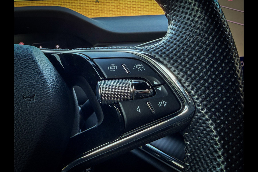 Škoda ENYAQ iV 60 Sportline - Cruise, Stoelverw., Achteruitrijcamera, 1e eigenaar, Stuurverw ! !