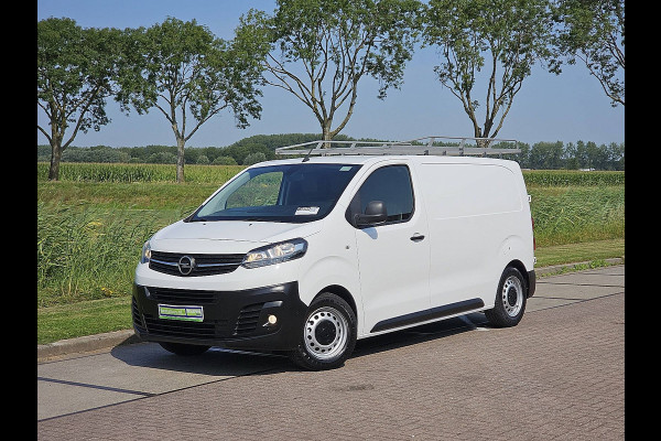 Opel Vivaro 1.5 CDTI L2H1 Edition Cruise control, Airco, Pdc, Carplay, Navi, Camera, Trekhaak, NAP, 3-Zits, Wp-Inrichting, Onderhoudshistorie, 1e Eigenaar!