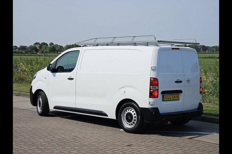 Opel Vivaro 1.5 CDTI L2H1 Edition Cruise control, Airco, Pdc, Carplay, Navi, Camera, Trekhaak, NAP, 3-Zits, Wp-Inrichting, Onderhoudshistorie, 1e Eigenaar!