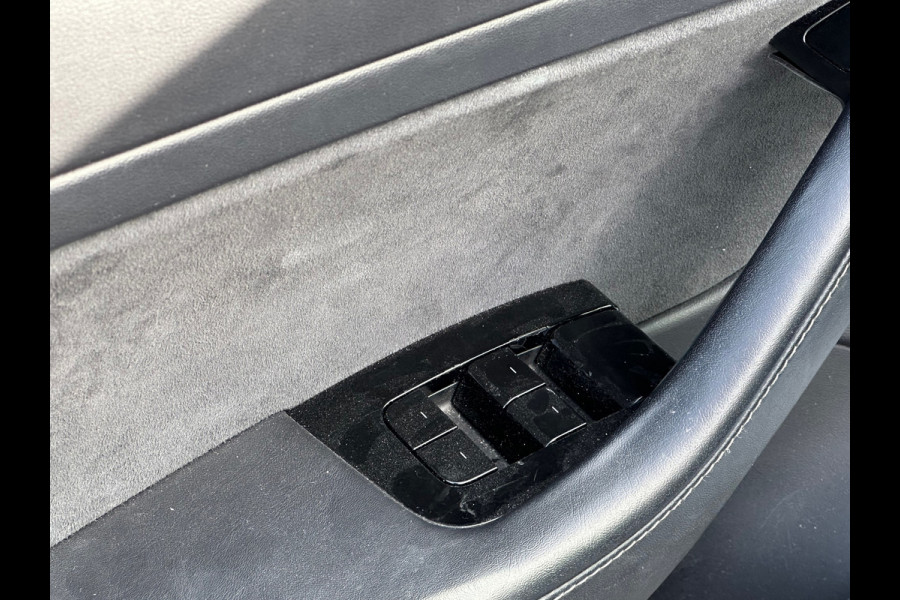 Tesla Model 3 Standard RWD Plus 60 kWh