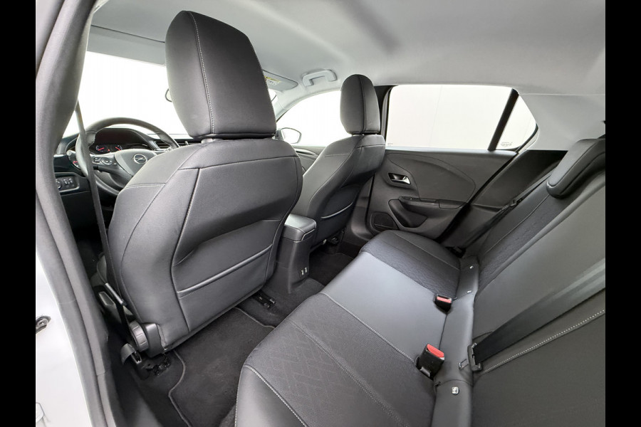 Opel Corsa 1.2T 101PK Camera PDC-a+v Navi Apple Carplay Android EleganceStoel+Stuurverwarming Regen-Lichtsensor Keyless entry/start Privacy Glas Lmv Led Bluetooth Lane Assist Isofix 1e Eigenaar Dealeronderhouden Origineel Nederlandse Auto
