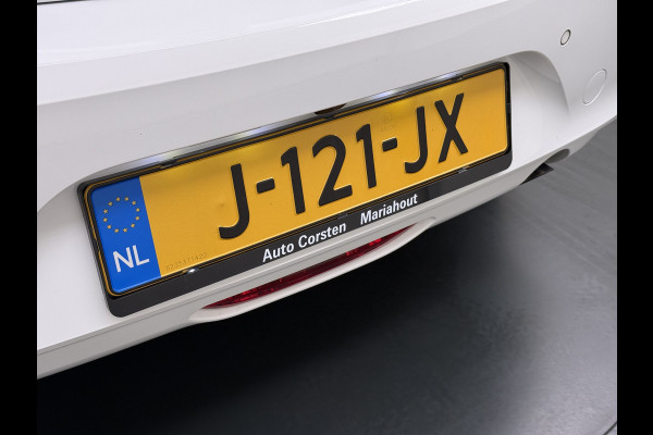 Opel Corsa 1.2T 101PK Camera PDC-a+v Navi Apple Carplay Android EleganceStoel+Stuurverwarming Regen-Lichtsensor Keyless entry/start Privacy Glas Lmv Led Bluetooth Lane Assist Isofix 1e Eigenaar Dealeronderhouden Origineel Nederlandse Auto