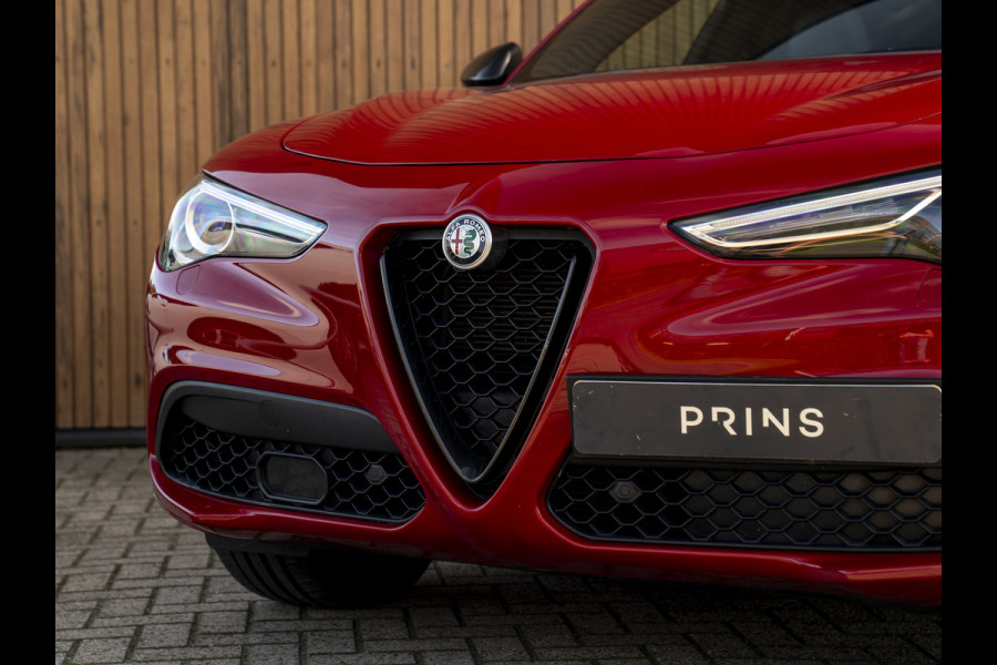 Alfa Romeo Stelvio 2.0T 280pk AWD Veloce | Pano-dak | CarPlay | Adapt. cruise | Lederen dash.