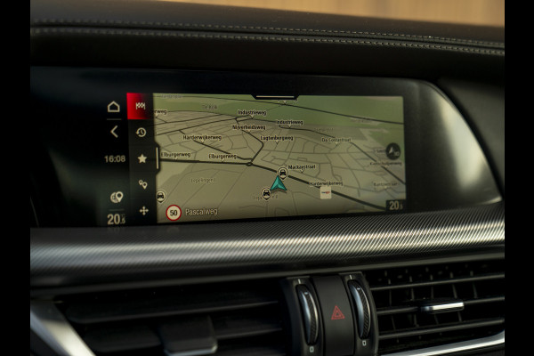 Alfa Romeo Stelvio 2.0T 280pk AWD Veloce | Pano-dak | CarPlay | Adapt. cruise | Lederen dash.