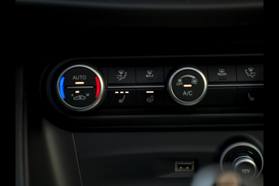 Alfa Romeo Stelvio 2.0T 280pk AWD Veloce | Pano-dak | CarPlay | Adapt. cruise | Lederen dash.