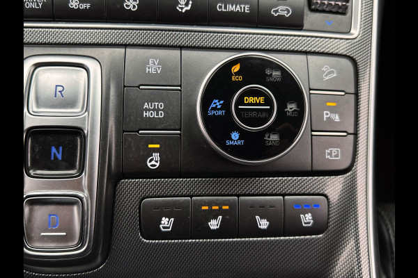 Hyundai Santa Fe 1.6 T-GDI PHEV Premium Plus Sky 7 Persoons | 1e Eigenaar | Adapt. Cruise | Panoramadak | 360 Camera | Memory |