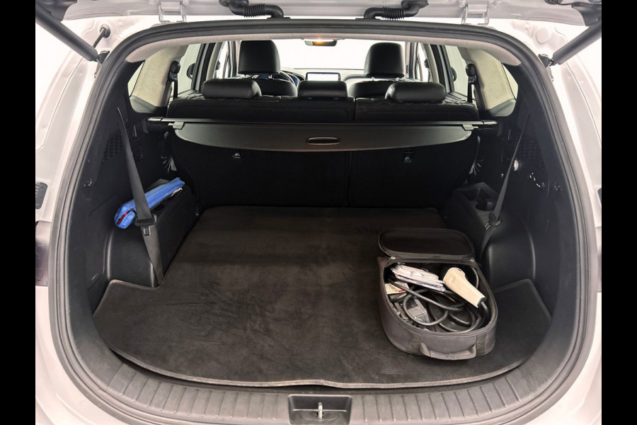 Hyundai Santa Fe 1.6 T-GDI PHEV Premium Plus Sky 7 Persoons | 1e Eigenaar | Adapt. Cruise | Panoramadak | 360 Camera | Memory |