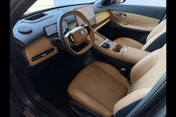 GEELY Starray EM-i MAX+ PHEV LONG RANGE 09/2026 BRUIN LEER | 29,8 kWh ACCU | 136 KM WLTP | PANORAMADAK | STOELVERWARMING/KOELING | LEER | MET MASSA Geely Wijchen