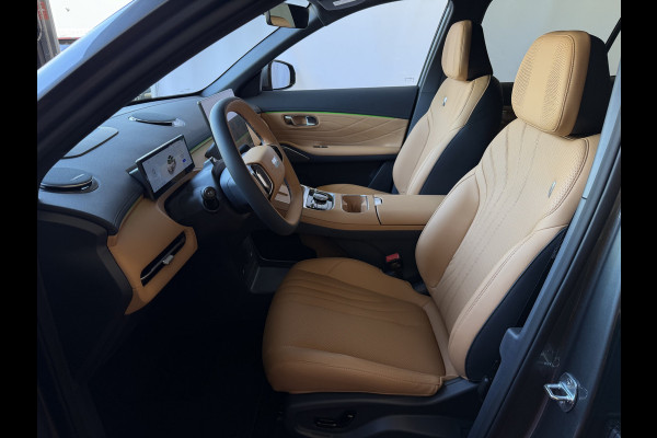 GEELY Starray EM-i MAX+ PHEV LONG RANGE 09/2026 BRUIN LEER | 29,8 kWh ACCU | 136 KM WLTP | PANORAMADAK | STOELVERWARMING/KOELING | LEER | MET MASSA Geely Wijchen