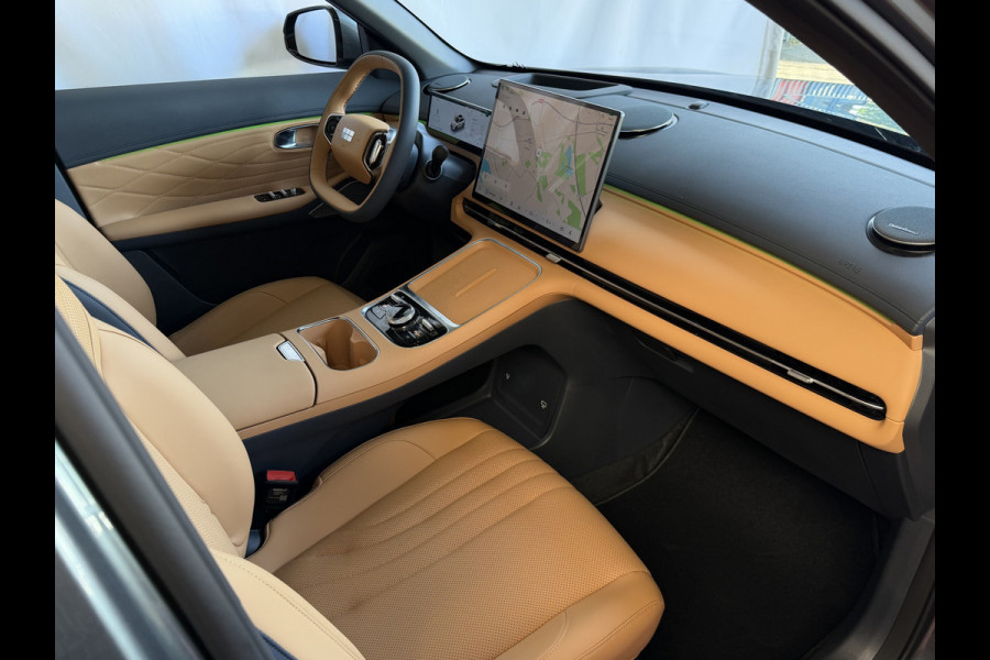 GEELY Starray EM-i MAX+ PHEV LONG RANGE 09/2026 BRUIN LEER | 29,8 kWh ACCU | 136 KM WLTP | PANORAMADAK | STOELVERWARMING/KOELING | LEER | MET MASSA Geely Wijchen
