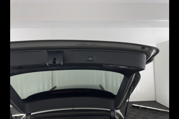 Audi A4 Avant 40 TFSI S edition (INCL.BTW) *LEATHER-MICROFIBRE | FULL-LED | HEATED-SPORTSEATS | KEYLESS | DIGI-COCKPIT | AMBIENT-LIGHT | NAVI-FULLMAP | PRIVACY-GLASS | SHIFT-PADDLES | ECC | PDC | CRUISE | 18''ALU*