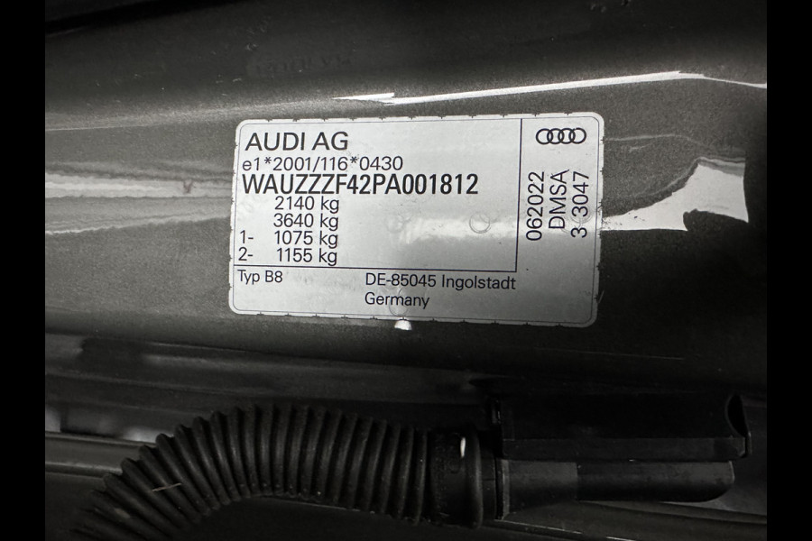 Audi A4 Avant 40 TFSI S edition (INCL.BTW) *LEATHER-MICROFIBRE | FULL-LED | HEATED-SPORTSEATS | KEYLESS | DIGI-COCKPIT | AMBIENT-LIGHT | NAVI-FULLMAP | PRIVACY-GLASS | SHIFT-PADDLES | ECC | PDC | CRUISE | 18''ALU*