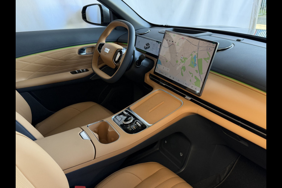 GEELY Starray EM-i MAX+ PHEV LONG RANGE BRUIN LEER NIEUWE AUTO 09/2026 | 29,8 kWh ACCU | 136 KM WLTP | PANORAMADAK | STOELVERWARMING/KOELING | LEER Geely Wijchen