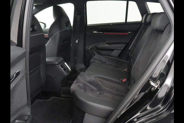 Škoda Enyaq iV 80 Sportline | SOH 93,3% | Leder/alcantara | Stuur/stoel verwarming | Cruise control | Carplay | Camera | Park assist | Sfeerverlichting | Full LED
