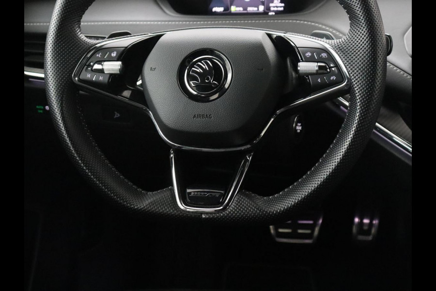 Škoda Enyaq iV 80 Sportline | SOH 93,3% | Leder/alcantara | Stuur/stoel verwarming | Cruise control | Carplay | Camera | Park assist | Sfeerverlichting | Full LED