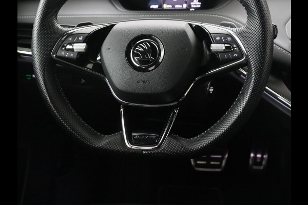 Škoda Enyaq iV 80 Sportline | SOH 93,3% | Leder/alcantara | Stuur/stoel verwarming | Cruise control | Carplay | Camera | Park assist | Sfeerverlichting | Full LED
