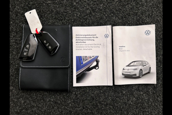 Volkswagen ID.3 First Plus 58 kWh | Origineel NL | Adapt. Cruise | Camera | Trekhaak | Carplay | Stoel/Stuur Verwarming |
