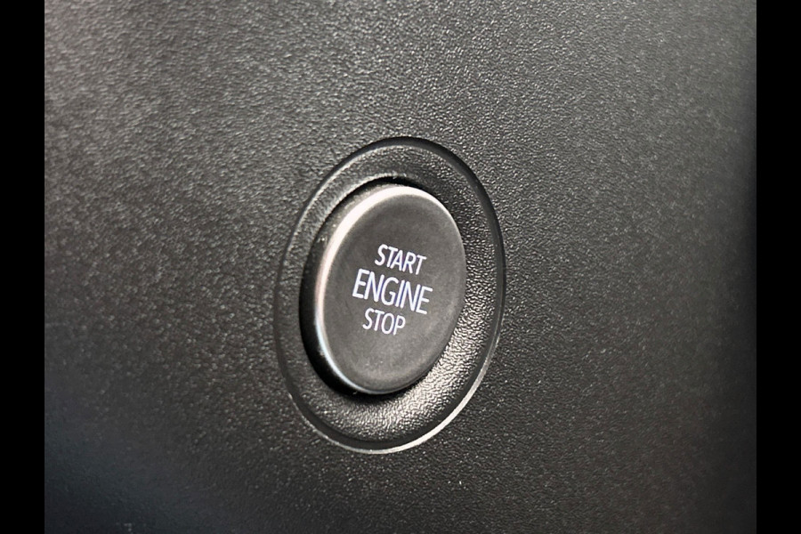 Volkswagen ID.3 First Plus 58 kWh | Origineel NL | Adapt. Cruise | Camera | Trekhaak | Carplay | Stoel/Stuur Verwarming |