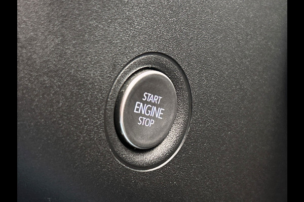 Volkswagen ID.3 First Plus 58 kWh | Origineel NL | Adapt. Cruise | Camera | Trekhaak | Carplay | Stoel/Stuur Verwarming |