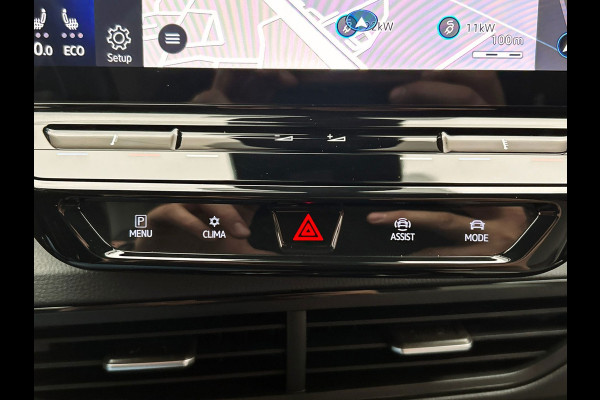 Volkswagen ID.3 First Plus 58 kWh | Origineel NL | Adapt. Cruise | Camera | Trekhaak | Carplay | Stoel/Stuur Verwarming |