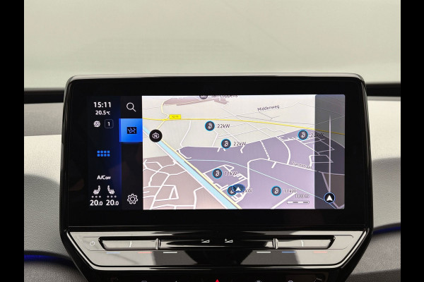 Volkswagen ID.3 First Plus 58 kWh | Origineel NL | Adapt. Cruise | Camera | Trekhaak | Carplay | Stoel/Stuur Verwarming |