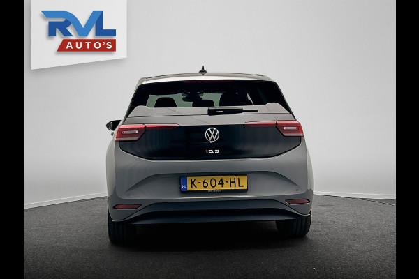 Volkswagen ID.3 First Plus 58 kWh | Origineel NL | Adapt. Cruise | Camera | Trekhaak | Carplay | Stoel/Stuur Verwarming |