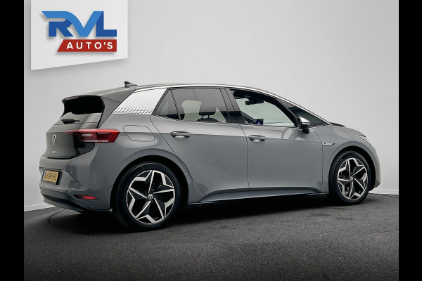 Volkswagen ID.3 First Plus 58 kWh | Origineel NL | Adapt. Cruise | Camera | Trekhaak | Carplay | Stoel/Stuur Verwarming |