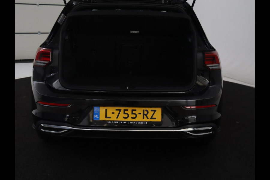 Volkswagen Golf 1.4 eHybrid GTE | SOH 90,0% | Panoramadak | Leder | Adaptive cruise | Memory | Trekhaak | Stuur/stoel verwarming | Stoelventilatie | Camera | Park assist | Carplay | Climate control