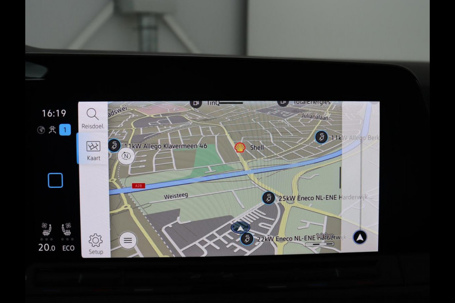 Volkswagen Golf 1.4 eHybrid GTE | SOH 90,0% | Panoramadak | Leder | Adaptive cruise | Memory | Trekhaak | Stuur/stoel verwarming | Stoelventilatie | Camera | Park assist | Carplay | Climate control