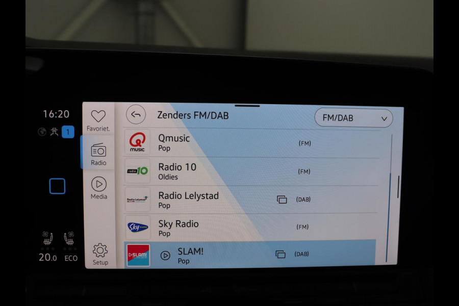 Volkswagen Golf 1.4 eHybrid GTE | SOH 90,0% | Panoramadak | Leder | Adaptive cruise | Memory | Trekhaak | Stuur/stoel verwarming | Stoelventilatie | Camera | Park assist | Carplay | Climate control
