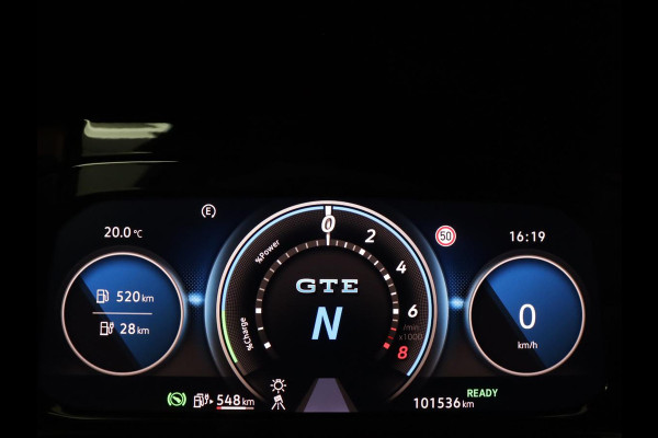 Volkswagen Golf 1.4 eHybrid GTE | SOH 90,0% | Panoramadak | Leder | Adaptive cruise | Memory | Trekhaak | Stuur/stoel verwarming | Stoelventilatie | Camera | Park assist | Carplay | Climate control