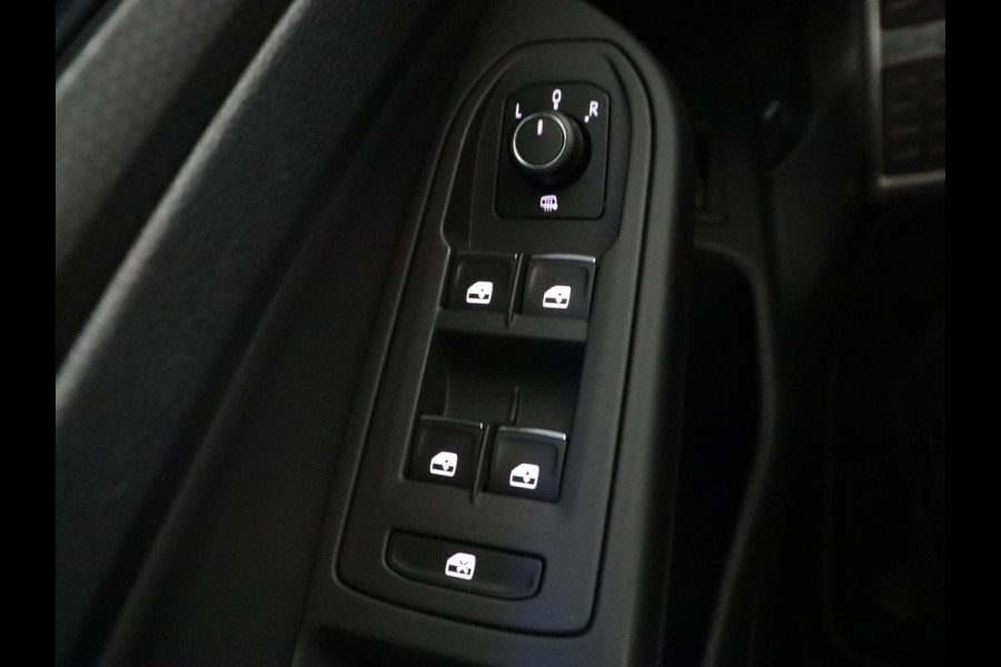 Volkswagen Golf 1.4 eHybrid GTE | SOH 90,0% | Panoramadak | Leder | Adaptive cruise | Memory | Trekhaak | Stuur/stoel verwarming | Stoelventilatie | Camera | Park assist | Carplay | Climate control